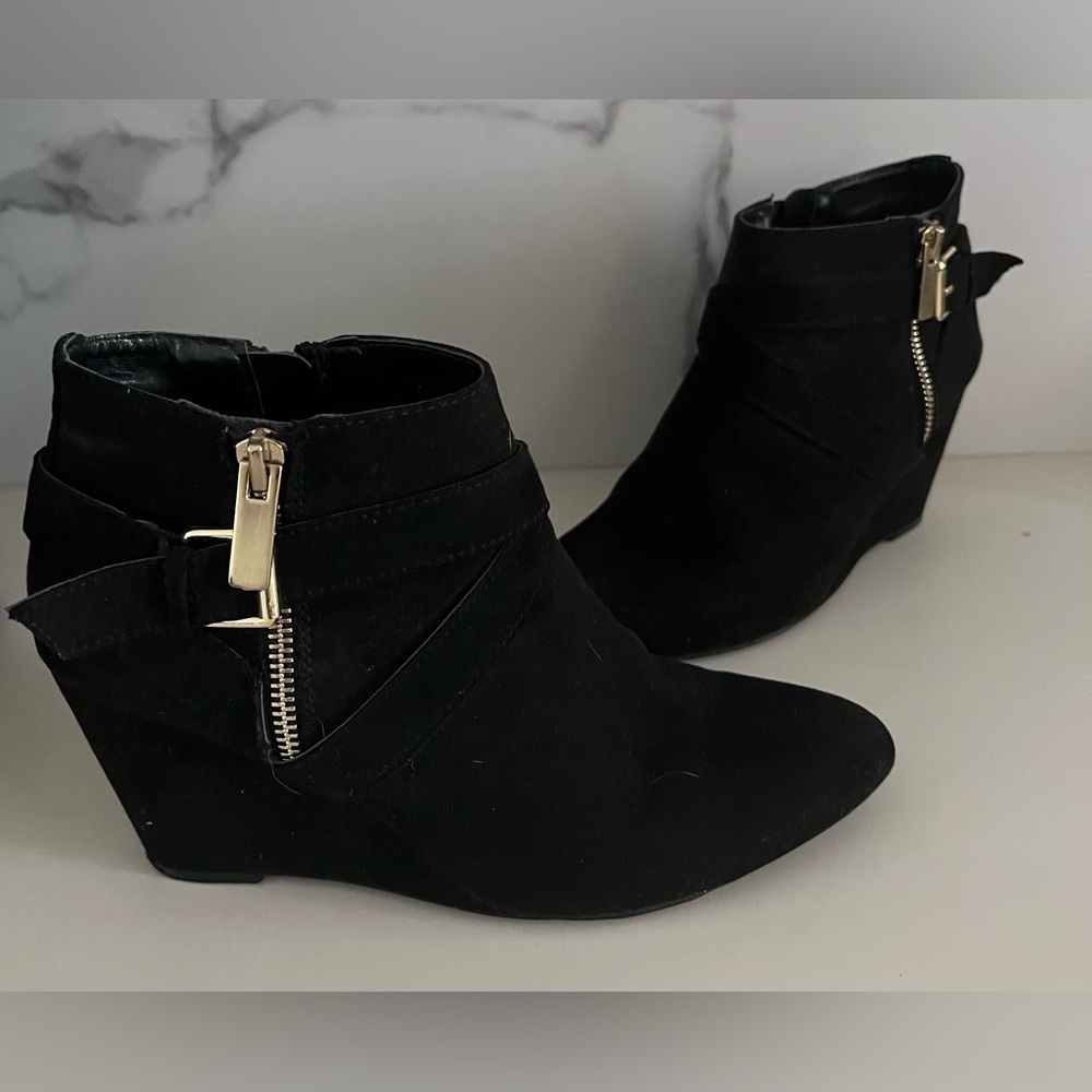 Black Ankle Boots with Wedge Heel Size 7.5